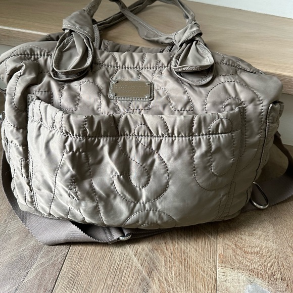 Marc Jacob’s quilted nylon diaper bag - Picture 2 of 5